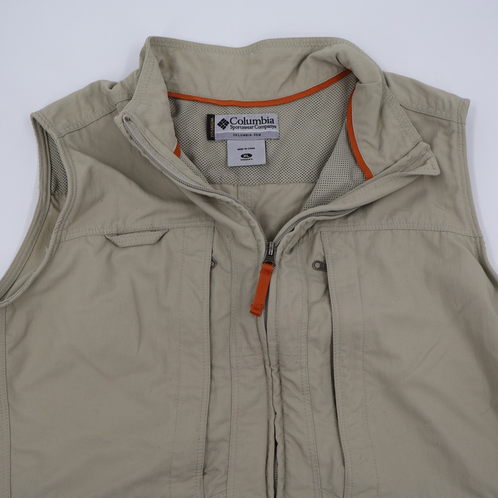 Columbia Titanium Utility Vest Womens XL Tan Multi-Pocket Gorpcore TL1017 - Picture 2 of 9